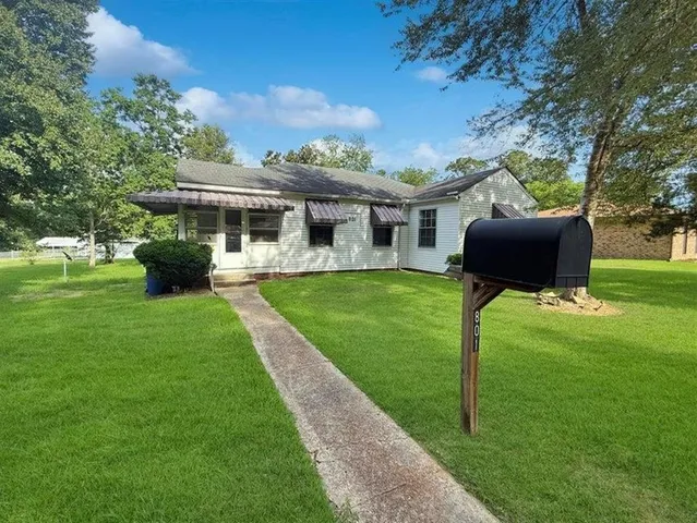 $108,900 | 801 Kings Road, Leesville, LA 71446