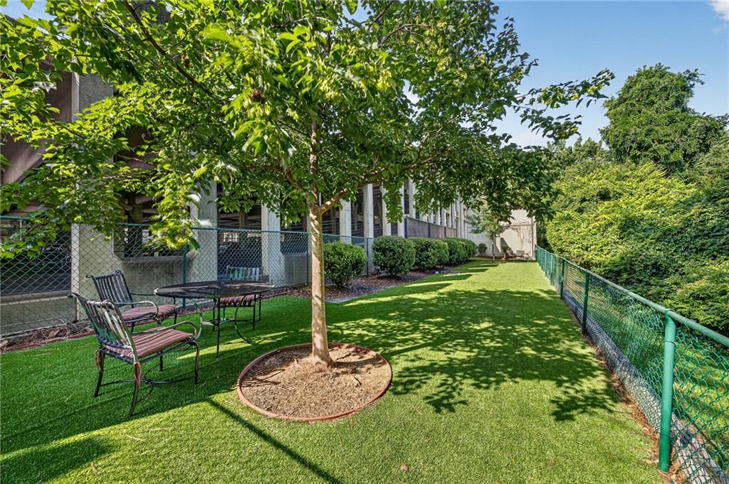 3777 Peachtree Road Northeast, Unit 1134 Atlanta, GA 30319 - Photo 38 of 44