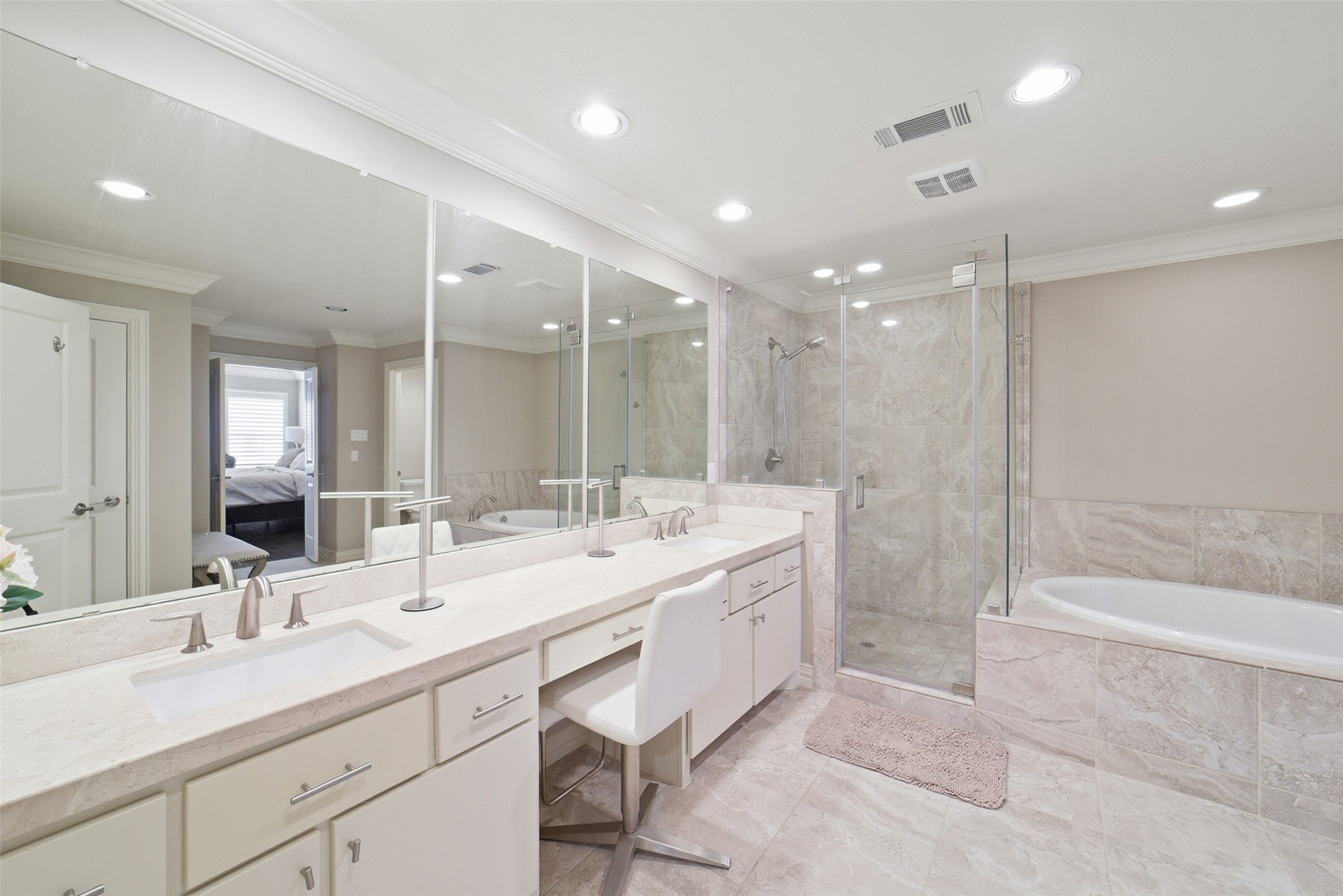 13428 Preston Cliff Court Houston, TX 77077 - Photo 19 of 35