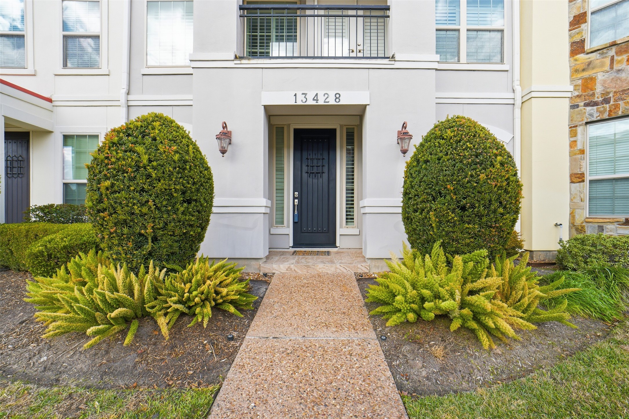 13428 Preston Cliff Court Houston, TX 77077 - Photo 2 of 35