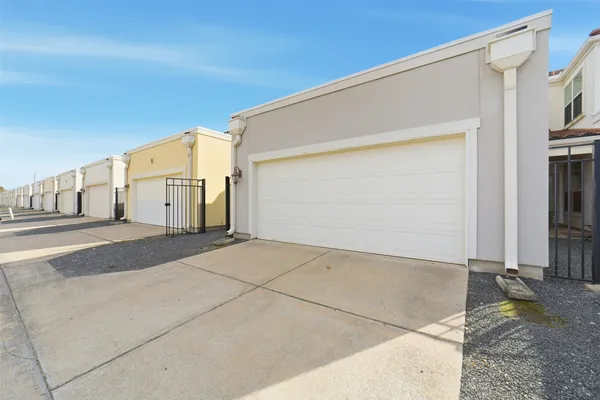 $3,850 | 13428 Preston Cliff Court, Houston, TX 77077