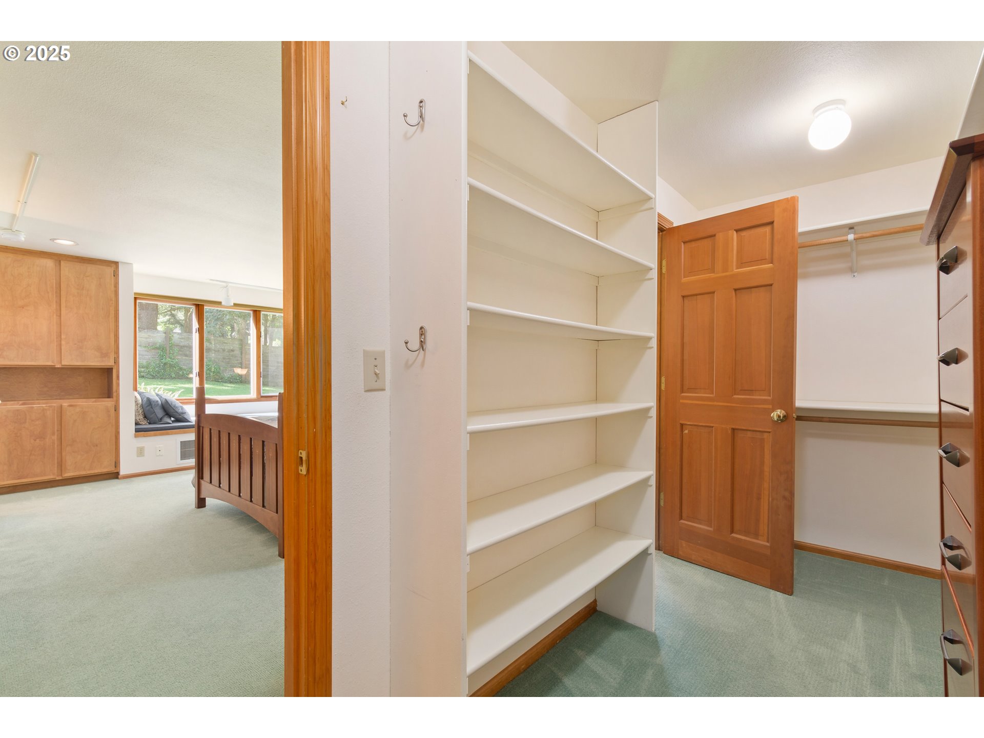 888 Crest Drive Eugene, OR 97405 - Photo 26 of 48 a view of an empty room and window