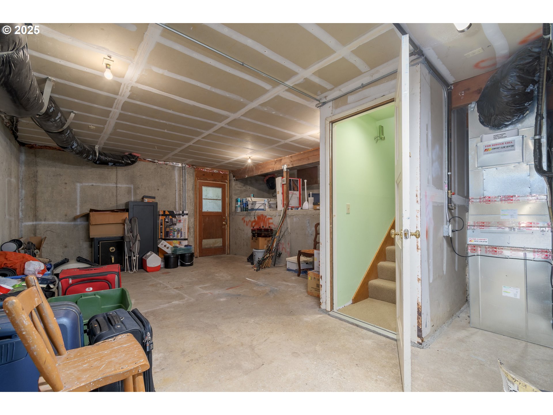 888 Crest Drive Eugene, OR 97405 - Photo 39 of 48