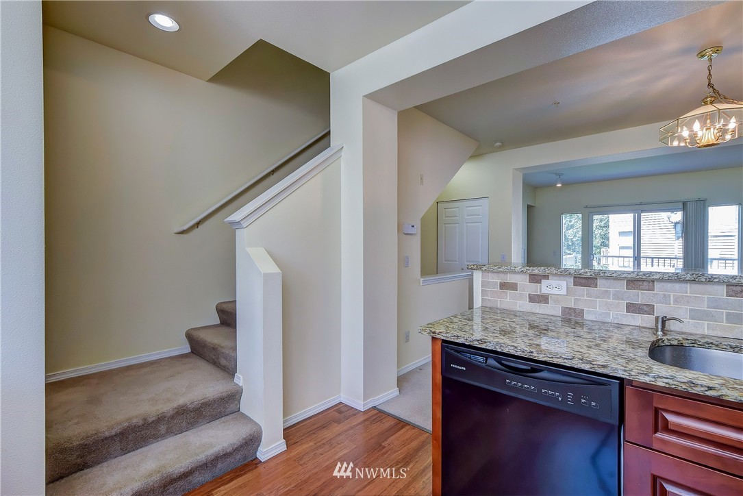 16315 119th Lane Northeast Bothell, WA 98011 - Photo 5 of 23 Gallery Image 5