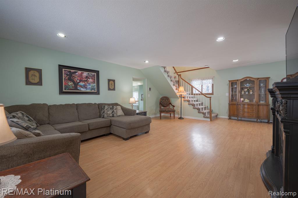 12518 Seymour Road Gaines, MI 48436 - Photo 11 of 45 Gallery Image 11