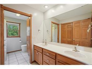 988 County Road T Hammond, WI 54015 - Photo 16 of 34