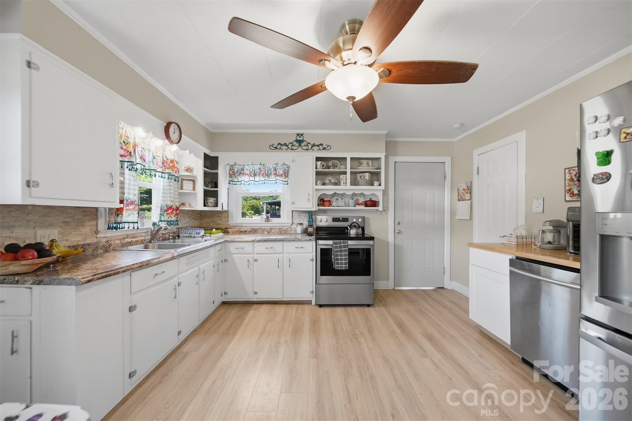 122 Settlemyre Road Morganton, NC 28655 - Photo 12 of 48