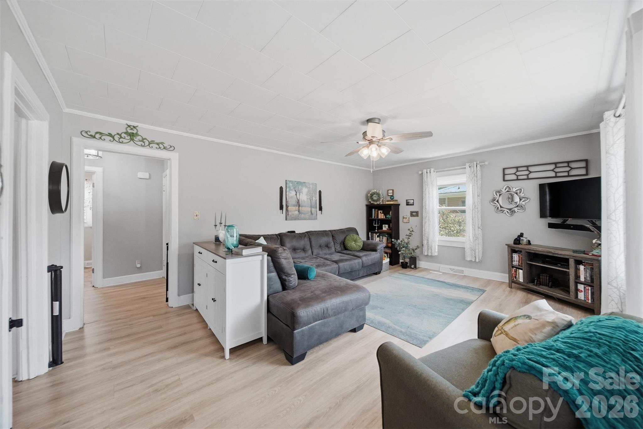 122 Settlemyre Road Morganton, NC 28655 - Photo 4 of 48