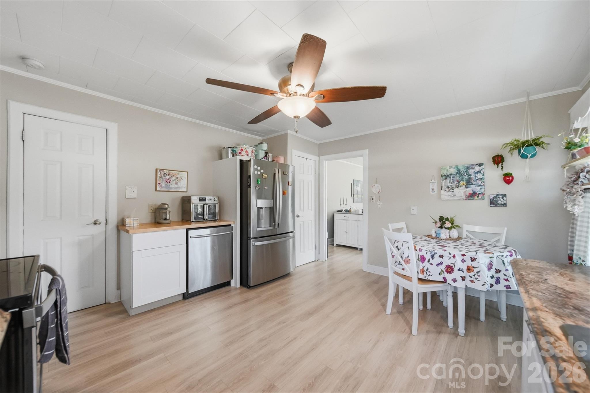 122 Settlemyre Road Morganton, NC 28655 - Photo 10 of 48