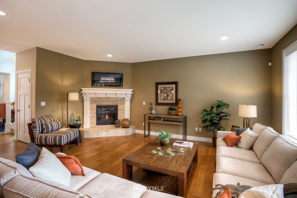 18914 179th Place Southeast, Unit 2005 Renton, WA 98058 - Photo 11 of 20 Gallery Image 11