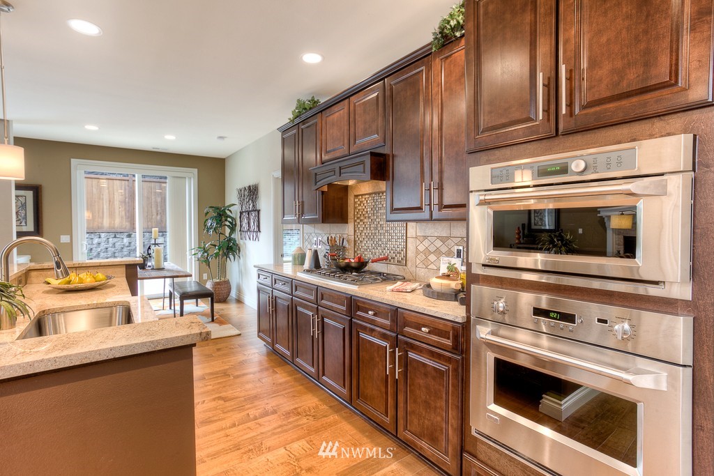 18914 179th Place Southeast, Unit 2005 Renton, WA 98058 - Photo 12 of 20 Gallery Image 12