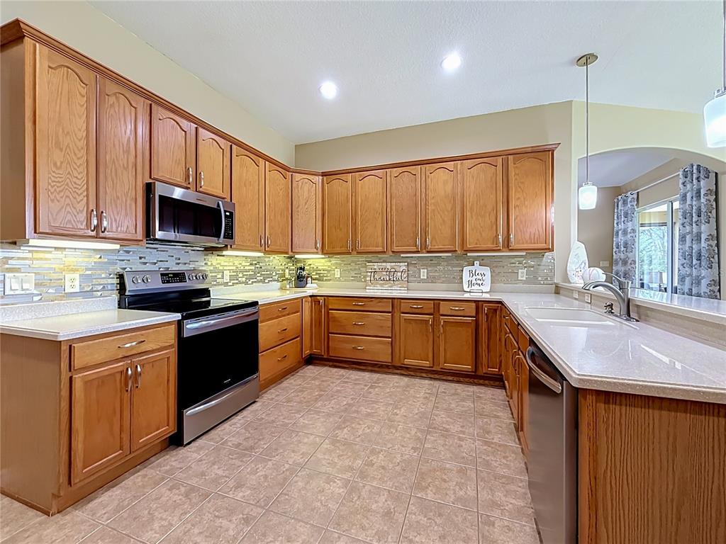 25524 Laurel Valley Road Leesburg, FL 34748 - Photo 20 of 70 Gallery Image 20