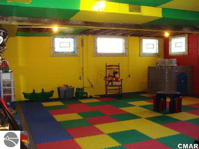 9136 East Walton Road Shepherd, MI 48883 - Photo 15 of 25 1773174-14.JPG