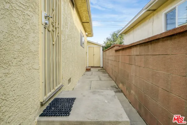 a view of a bathroom