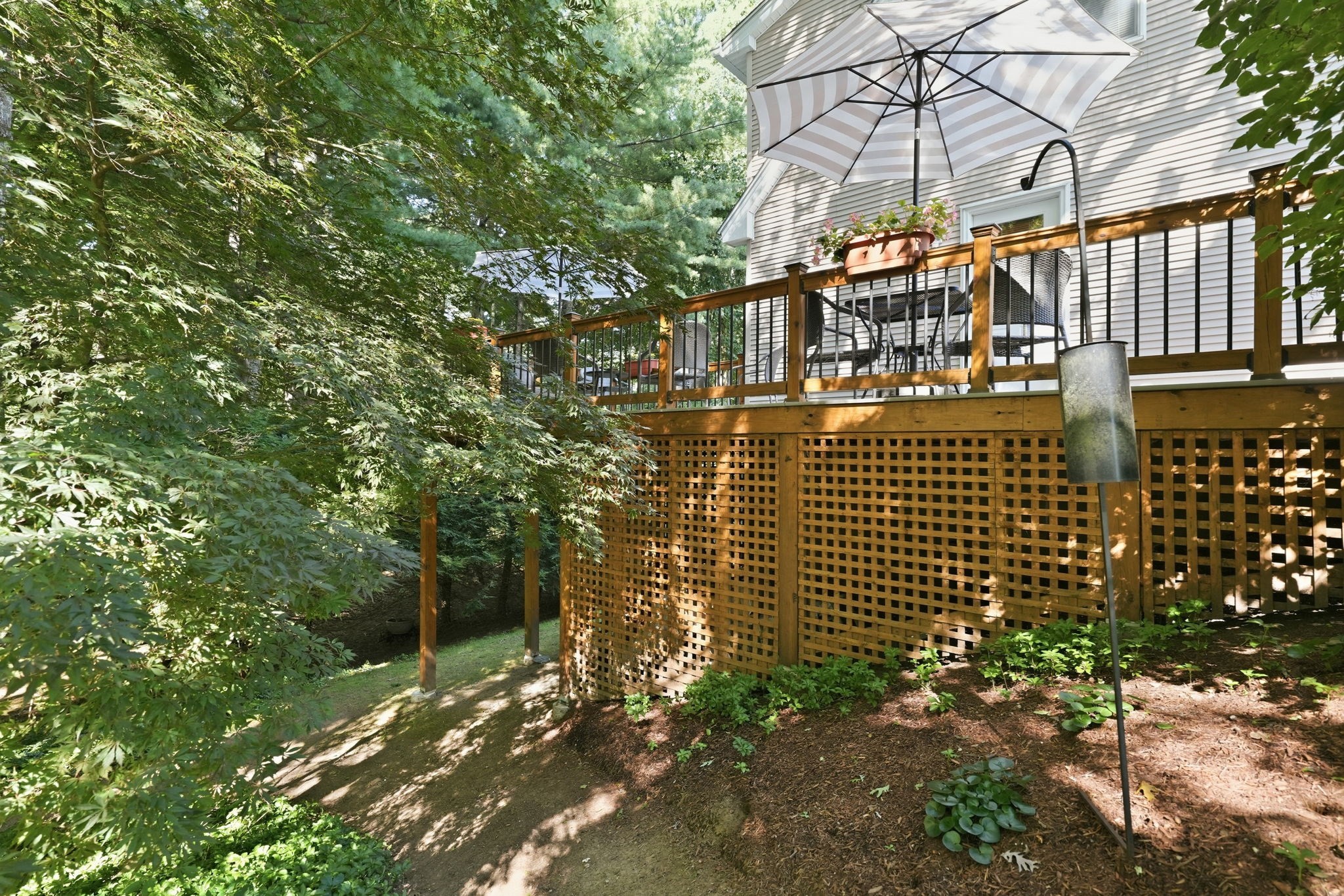11 Stephanie Circle Springfield, MA 01129 - Photo 34 of 39 Gallery Image 34