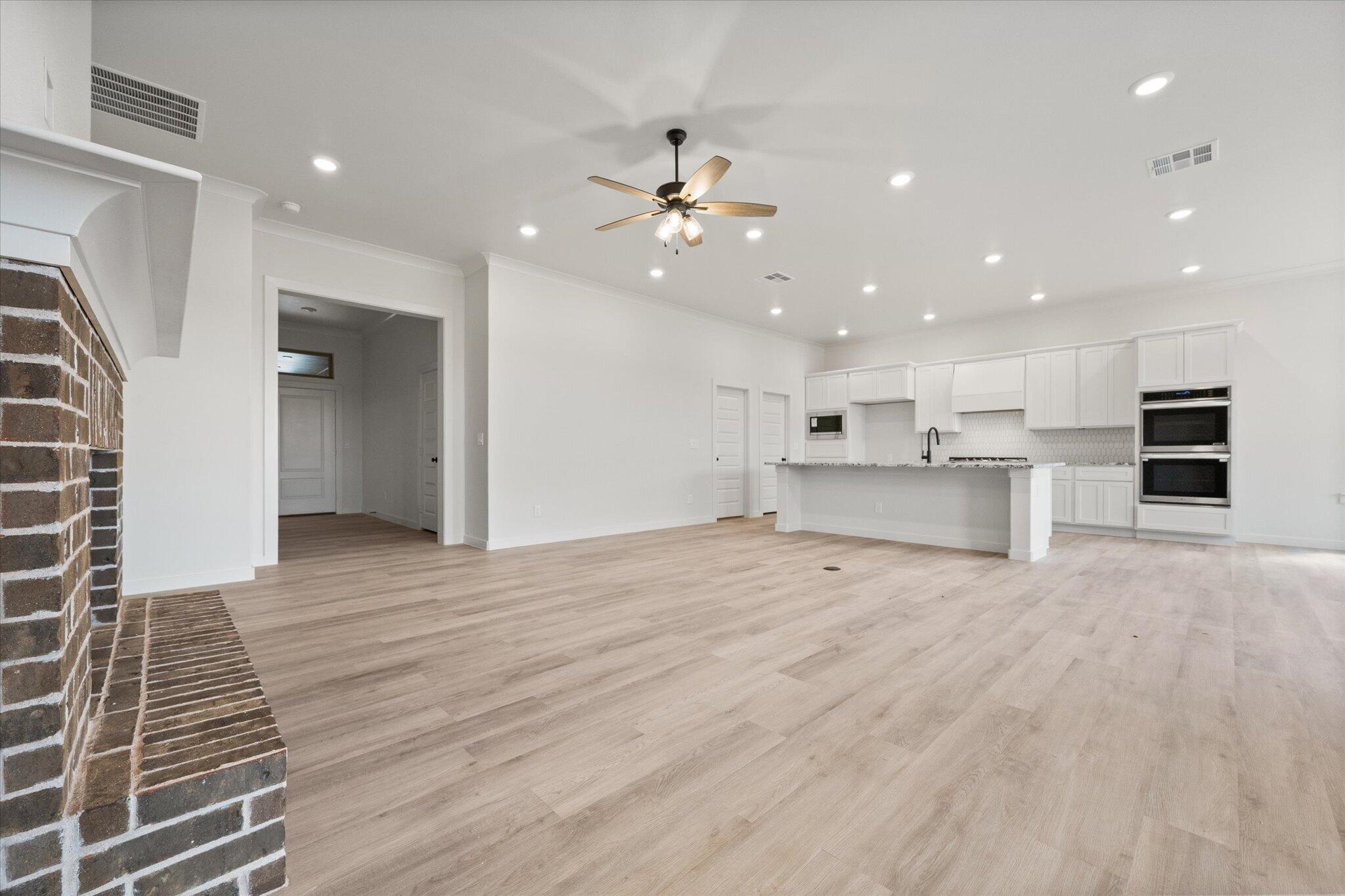 6926 53rd Street Lubbock, TX 79407 - Photo 6 of 23 22-6926 53rd_8250
