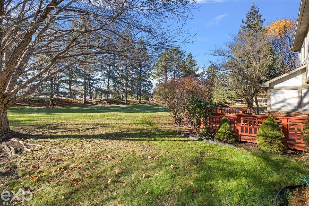 1579 Lomas Verdes Rochester Hills, MI 48306 - Photo 10 of 64