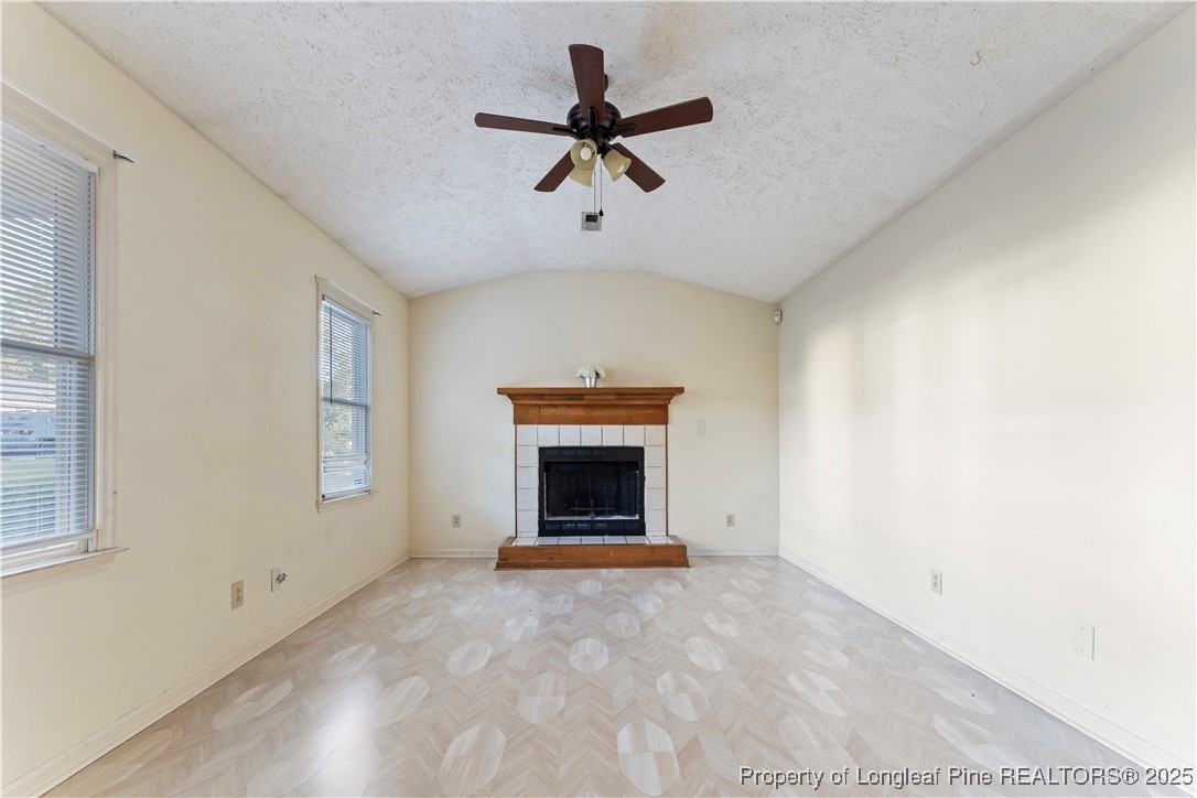 6316 Chagrin Road Fayetteville, NC 28311 - Photo 4 of 28