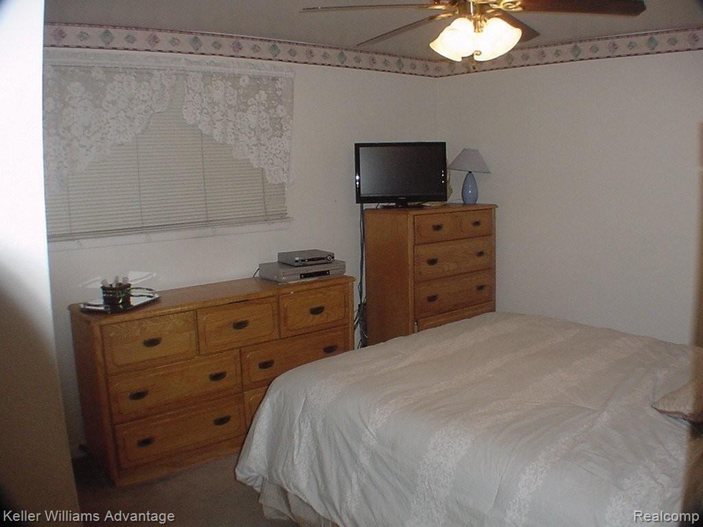 22986 Tuck Road Farmington, MI 48336 - Photo 12 of 20 Master Bdrm