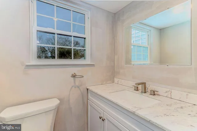 $549,900 | 204 3rd Avenue, West Berlin, NJ 08091