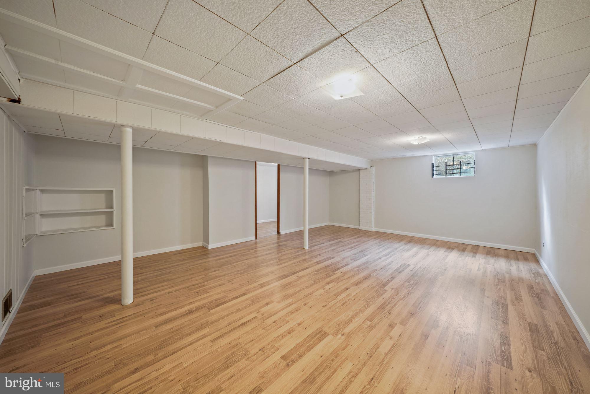 11512 Regnid Drive Silver Spring, MD 20902 - Photo 16 of 24