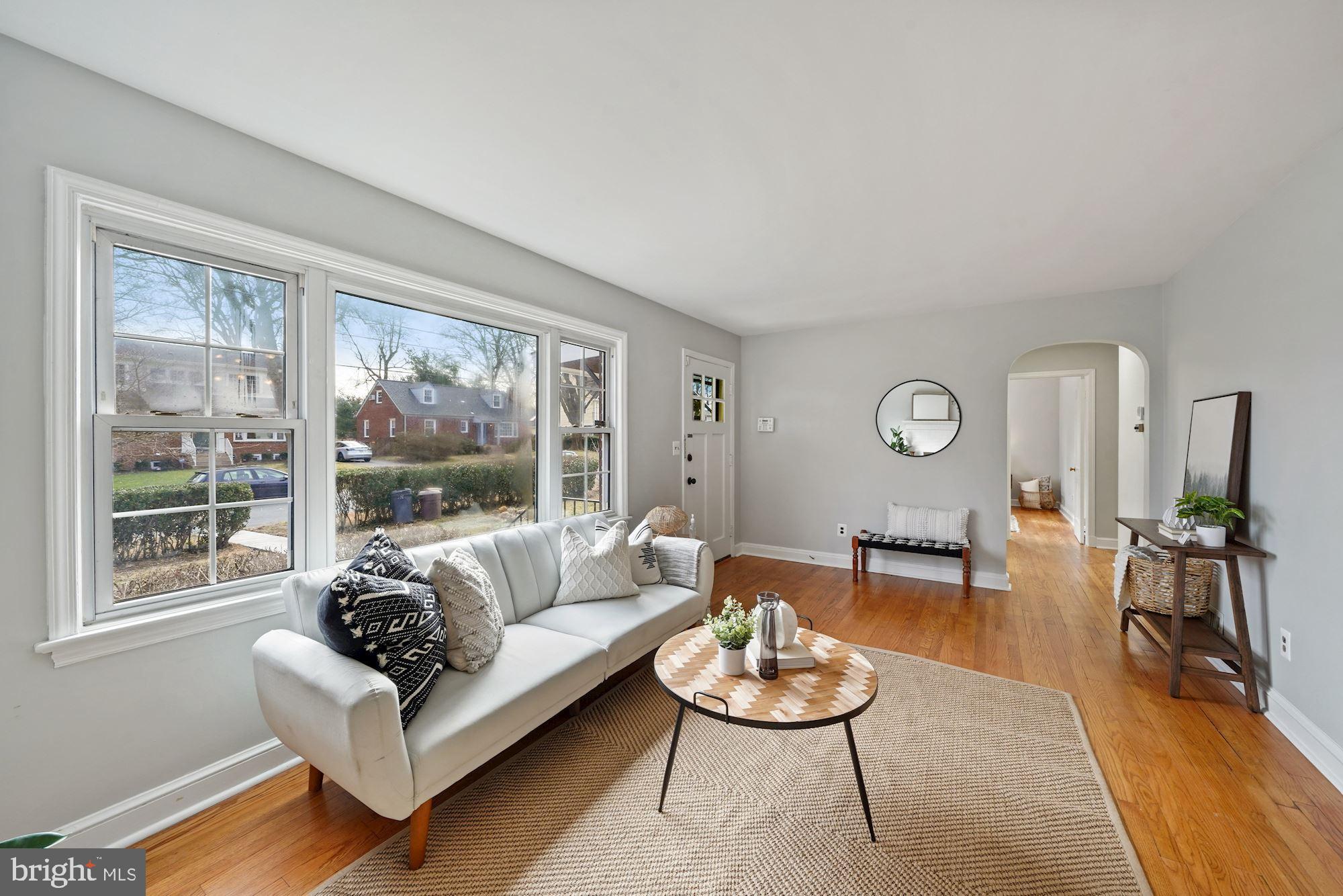 11512 Regnid Drive Silver Spring, MD 20902 - Photo 6 of 24