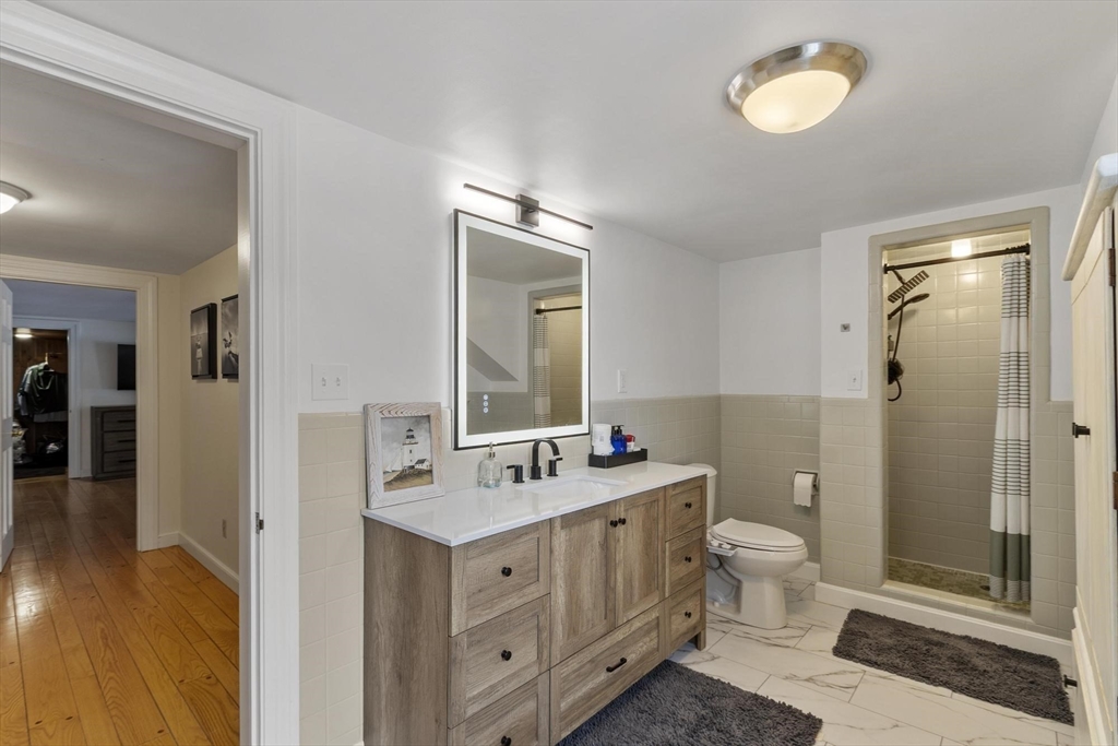 454 Wilson Street Clinton, MA 01510 - Photo 33 of 39