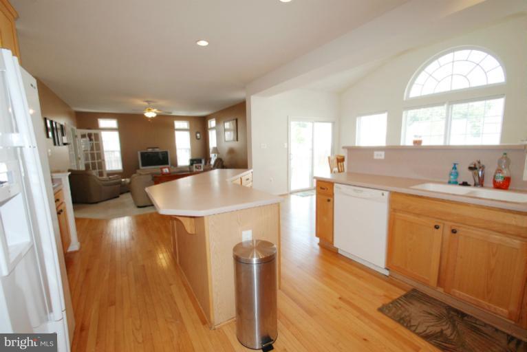 2 Robins Court Ridgely, MD 21660 - Photo 14 of 30 Kitchen
