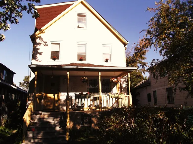 $1,495 | 2025 Ashland Avenue, Unit 2, Evanston, IL 60201