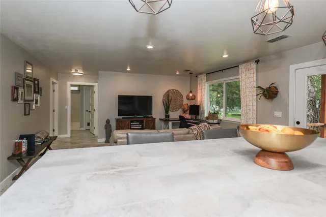 $2,100 | 10 El Conejo Trail, Wimberley, TX 78676