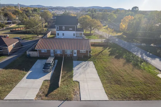 $1,499,900 | 110 10 Throw Drive, Lebanon, TN 37087