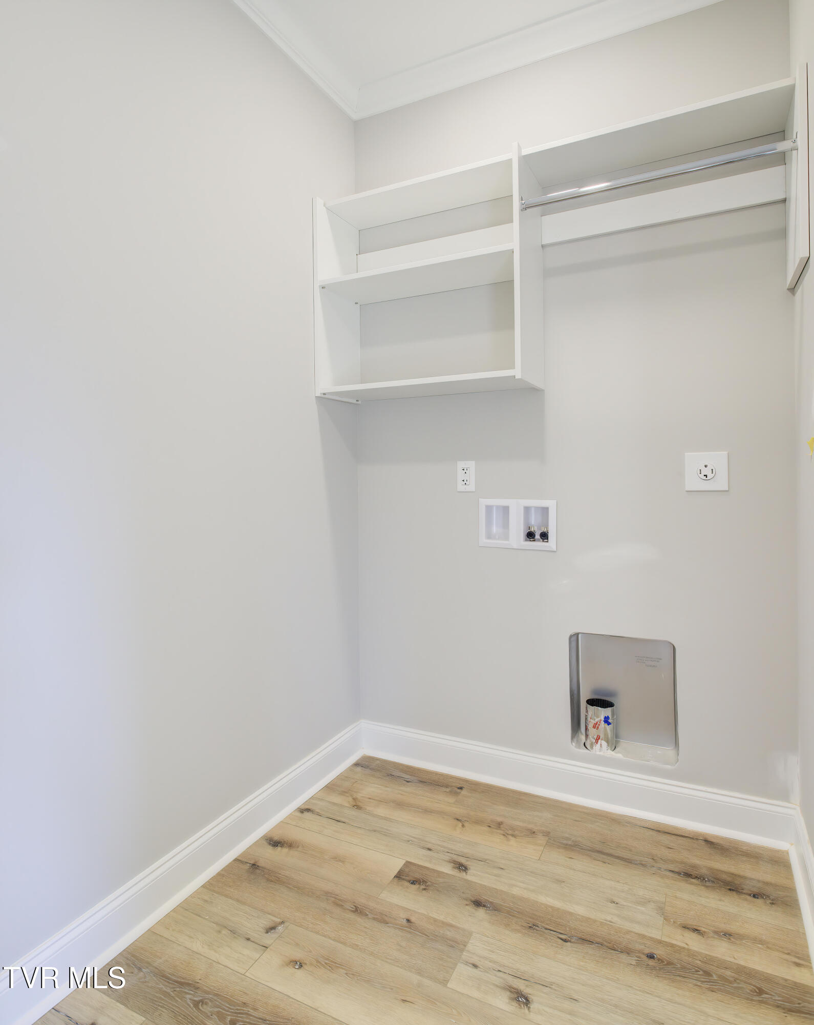 943 Sugar Hollow Road Piney Flats, TN 37686 - Photo 16 of 34 943 Sugar Hollow Road (16)