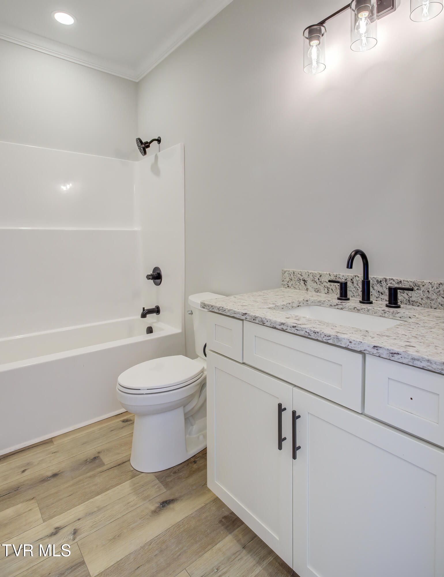 943 Sugar Hollow Road Piney Flats, TN 37686 - Photo 26 of 34 943 Sugar Hollow Road (23)