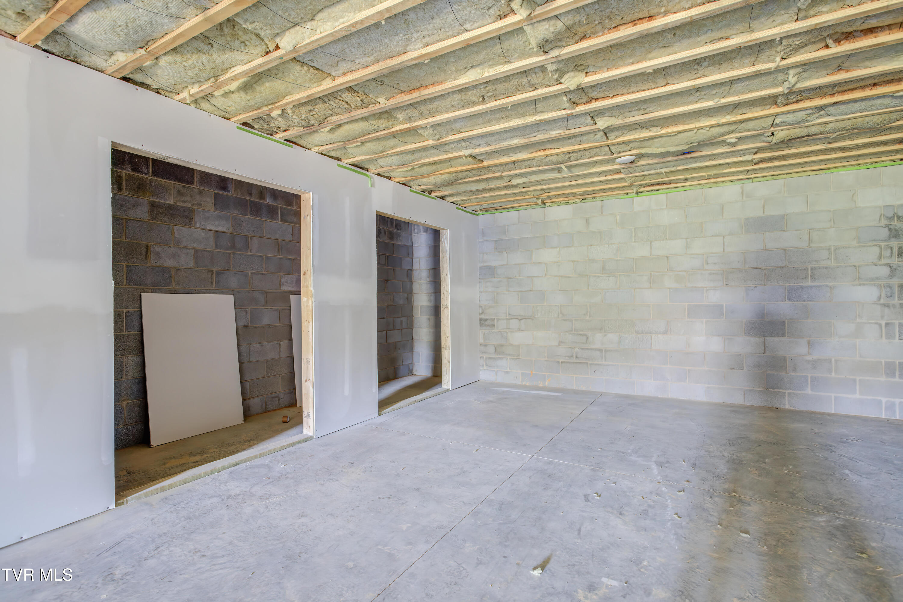 943 Sugar Hollow Road Piney Flats, TN 37686 - Photo 31 of 34 943 Sugar Hollow Road (29)