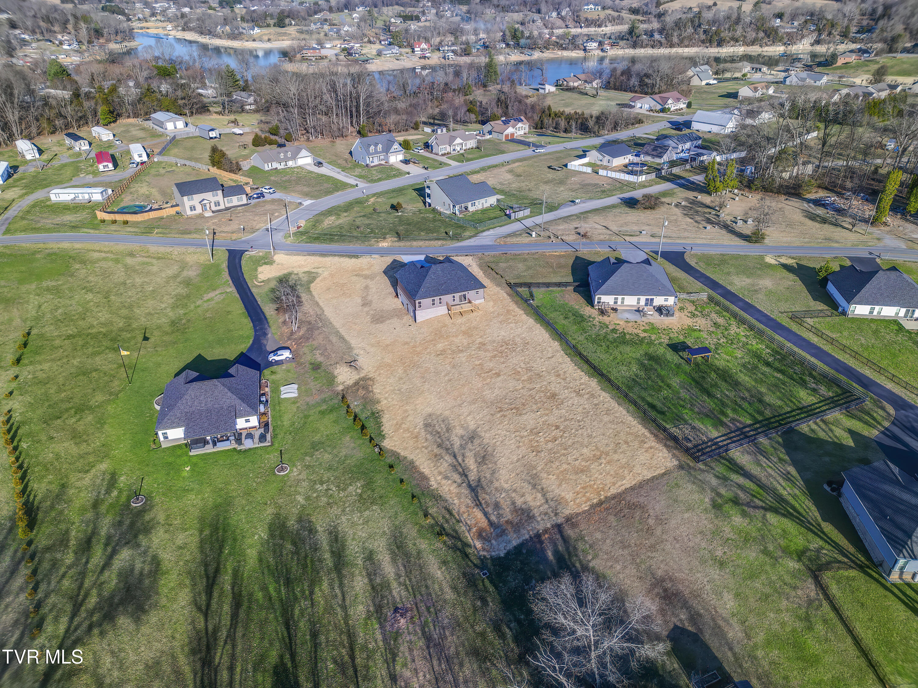 943 Sugar Hollow Road Piney Flats, TN 37686 - Photo 7 of 34 943 Sugar Hollow Road (4)