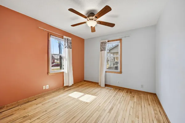 $299,900 | 6728 44th Avenue North, Crystal, MN 55428