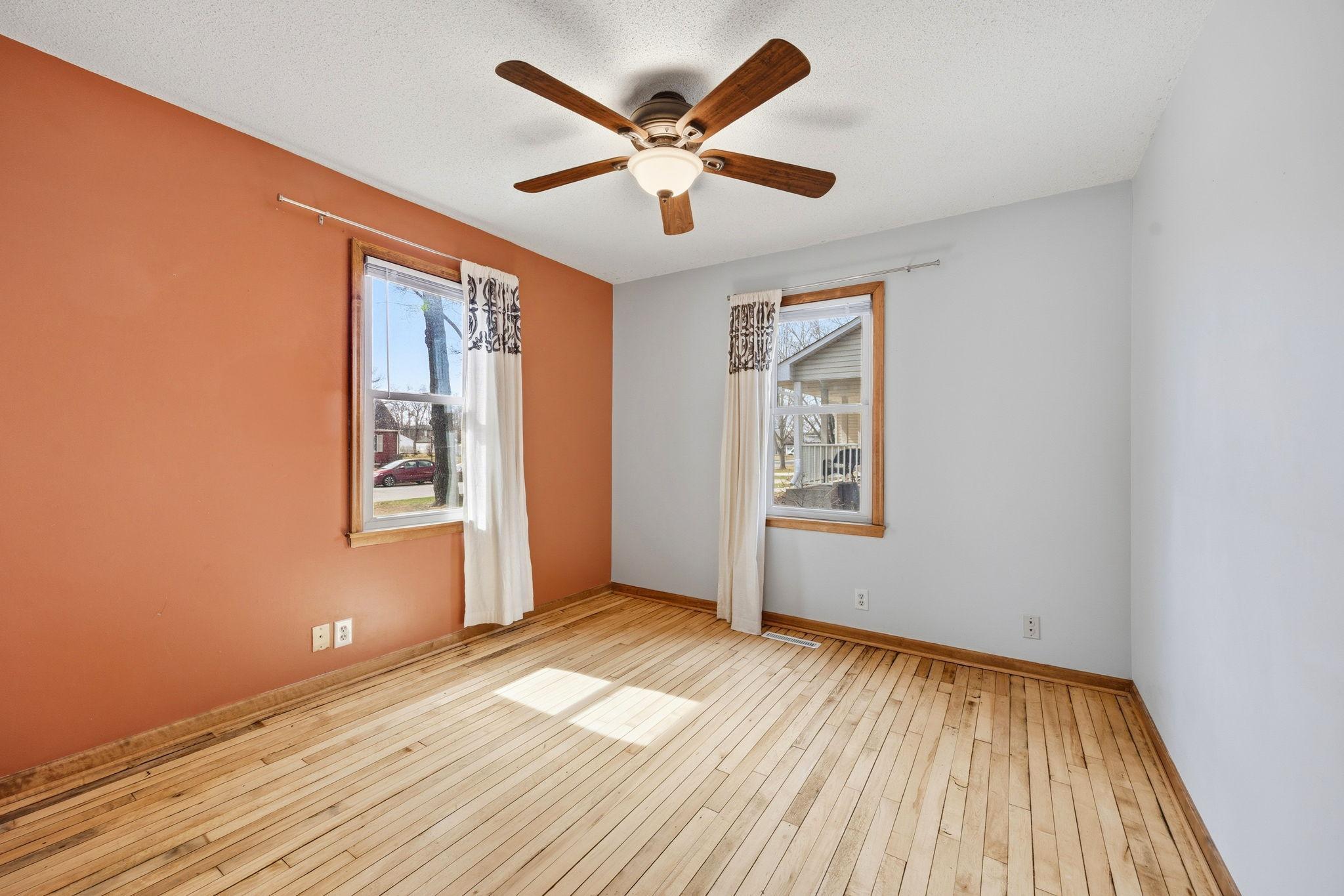 6728 44th Avenue North Crystal, MN 55428 - Photo 11 of 25