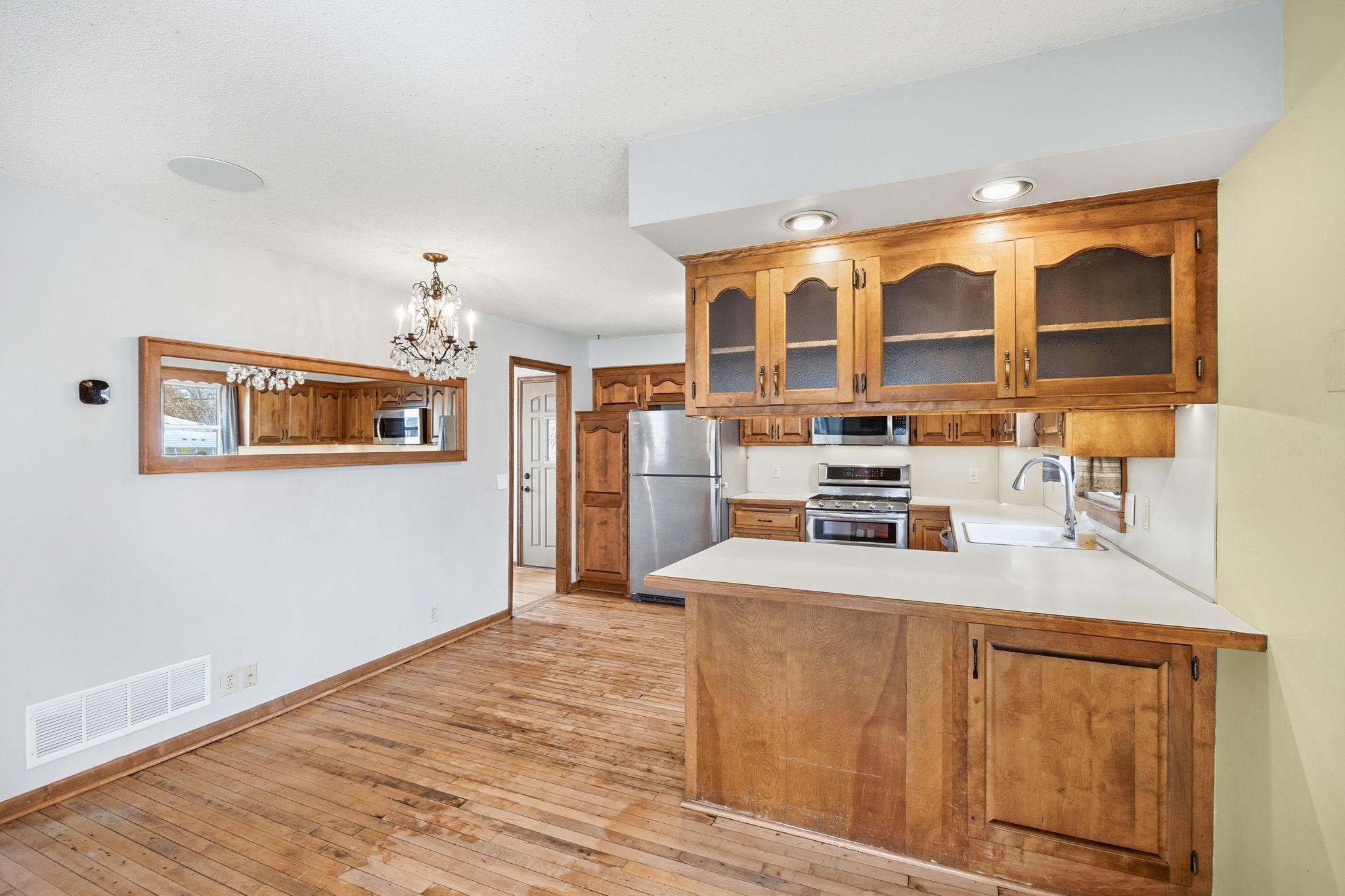 6728 44th Avenue North Crystal, MN 55428 - Photo 6 of 25