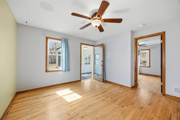 $299,900 | 6728 44th Avenue North, Crystal, MN 55428