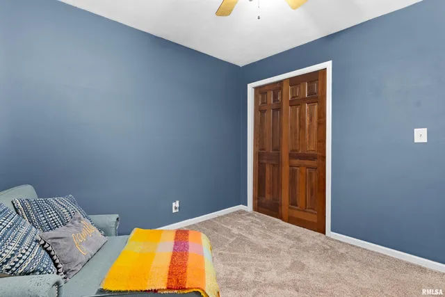 $279,900 | 2116 Wildwood Drive, Pekin, IL 61554