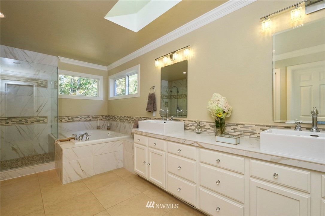16046 Southeast 125th Street Renton, WA 98059 - Photo 15 of 24