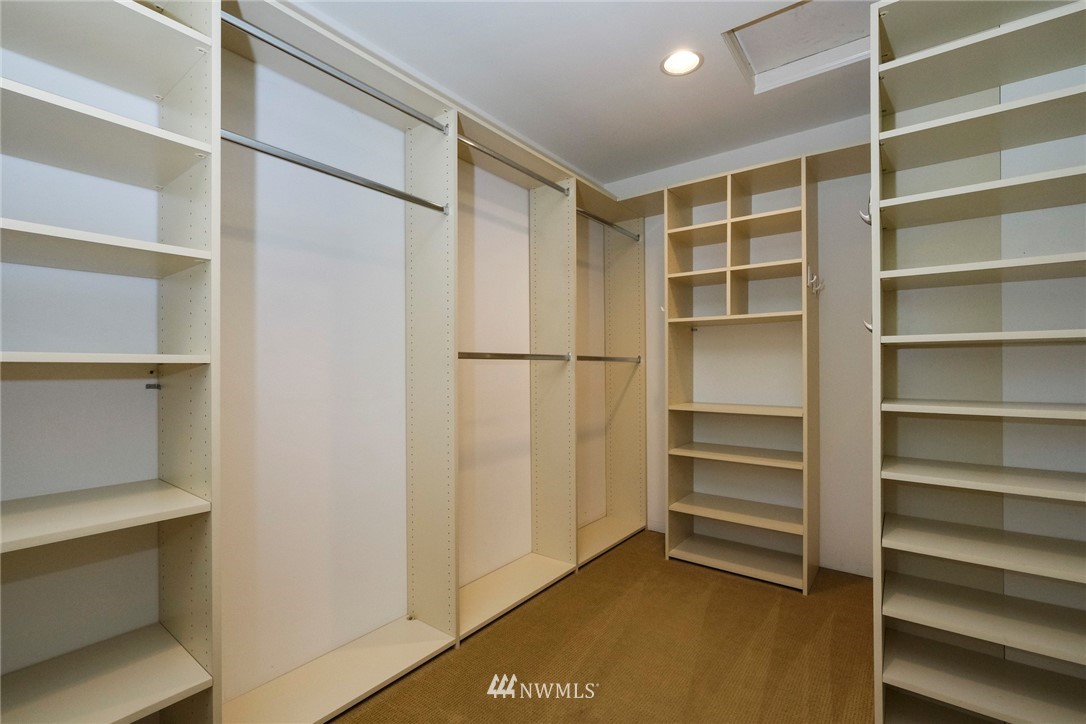 16046 Southeast 125th Street Renton, WA 98059 - Photo 17 of 24