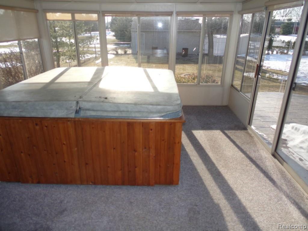 3984 Shoemaker Road Almont, MI 48003 - Photo 8 of 14 100_0949.jpg
