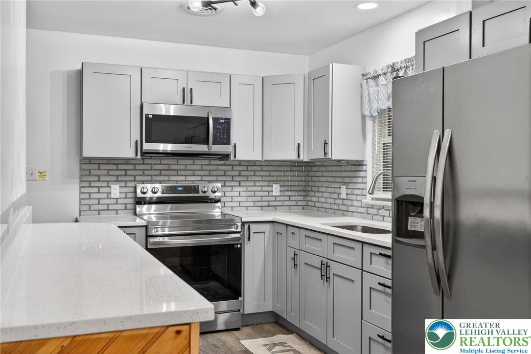 58 Colonial Road Allentown, PA 18109 - Photo 7 of 30 Gallery Image 7