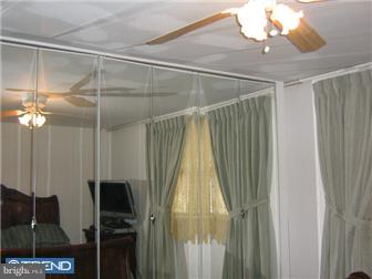 7432 Rhoads Street Philadelphia, PA 19151 - Photo 7 of 9 Bedroom - Main