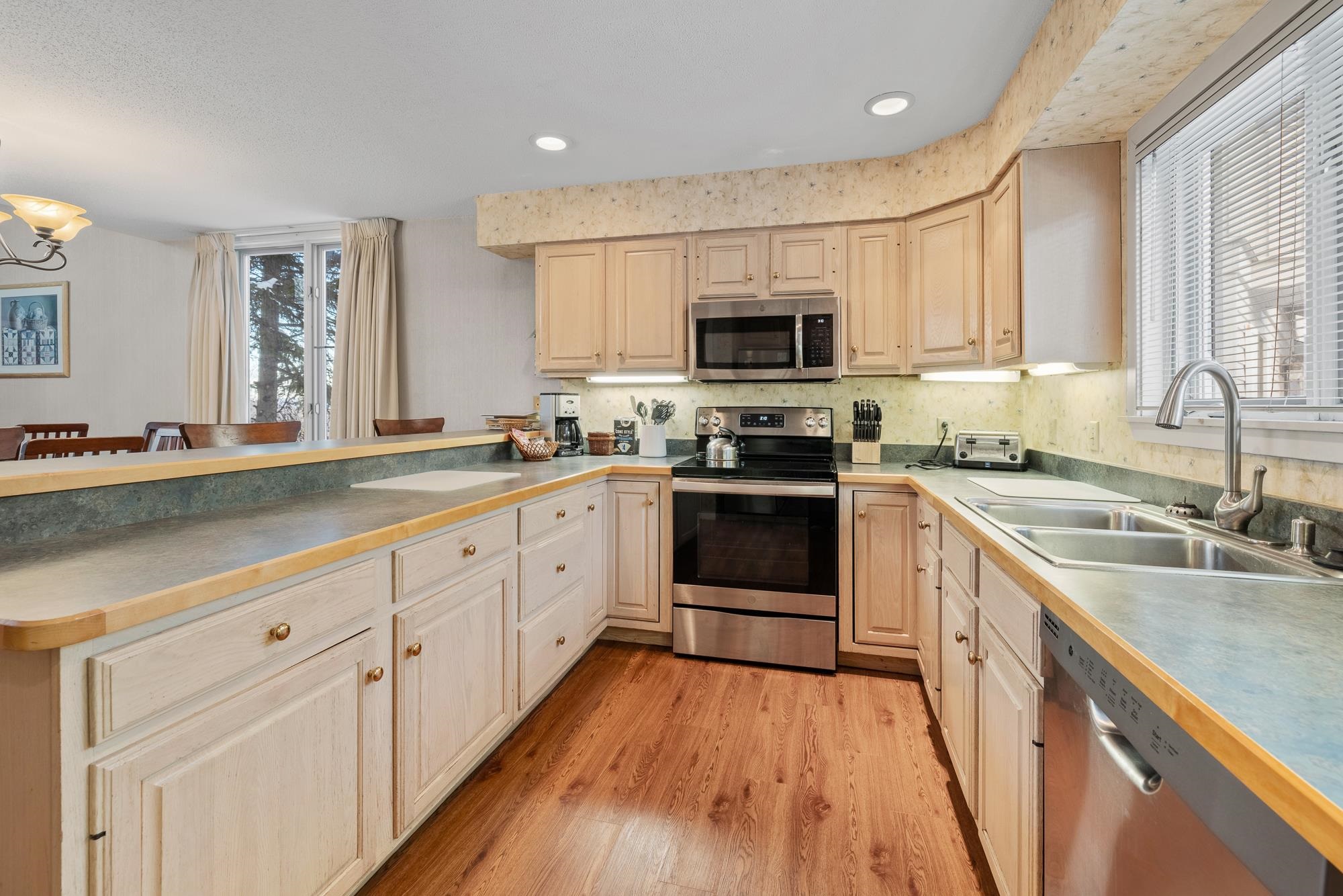 92 Founders Hill Road, Unit 5A Stratton, VT 05340 - Photo 12 of 49