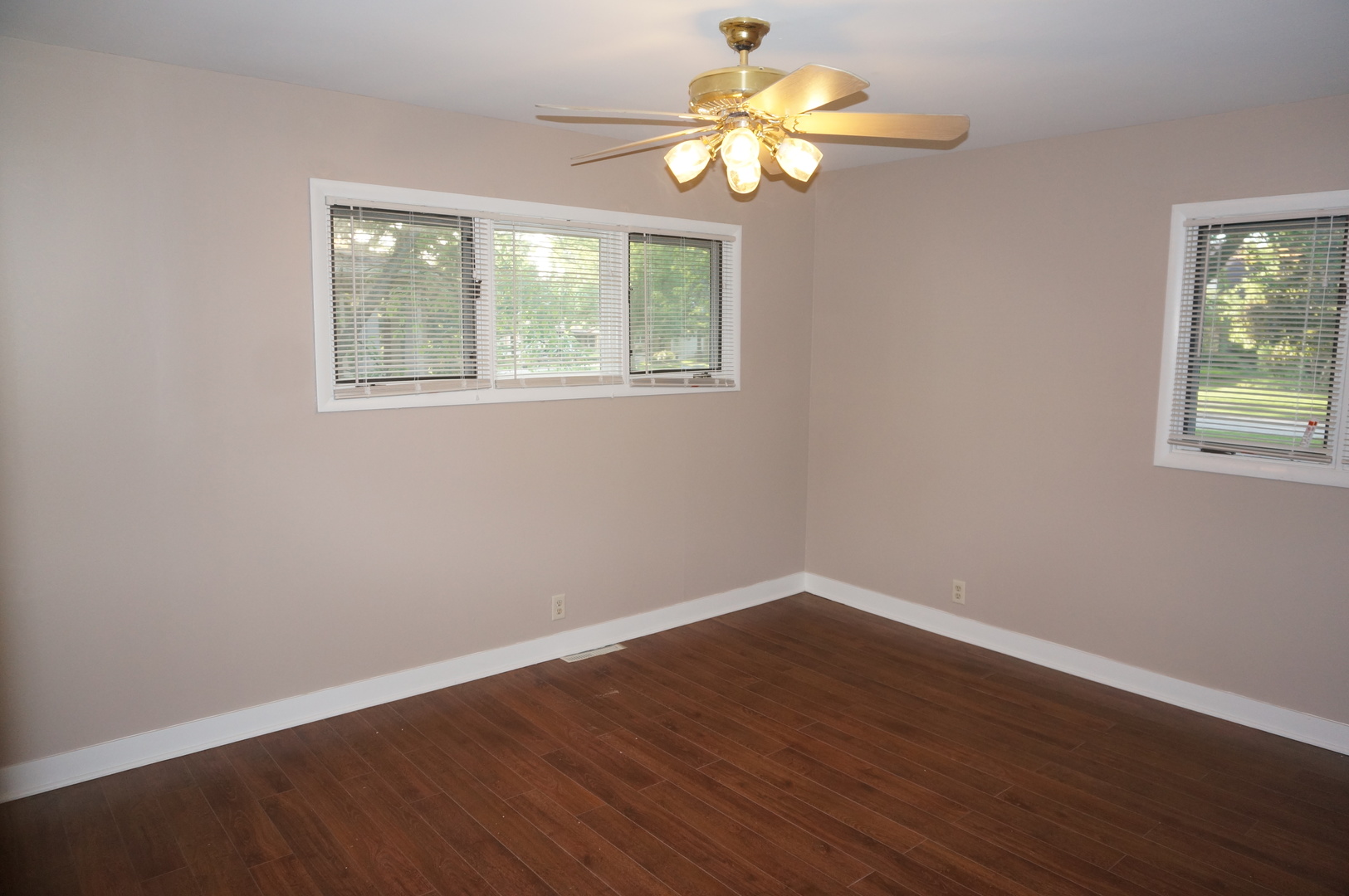 730 East Bauer Road Naperville, IL 60563 - Photo 21 of 25