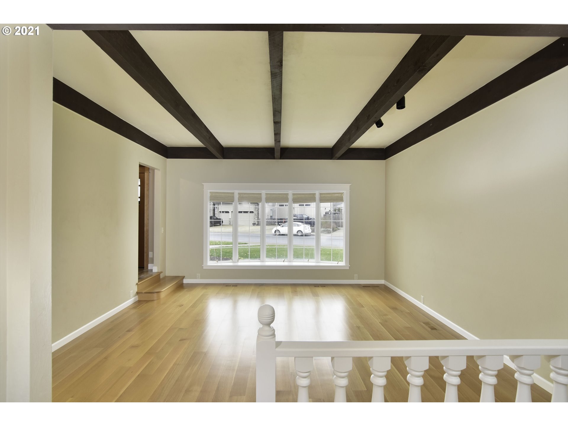 1179 Unity Drive Junction City, OR 97448 - Photo 12 of 32 Family Room