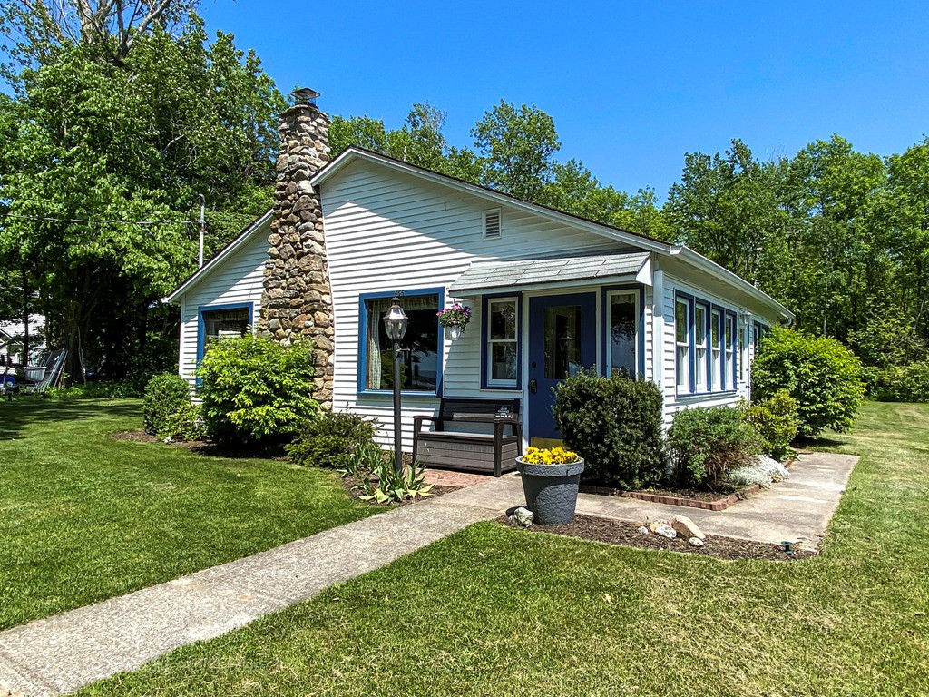455 Cumberland Head Road Plattsburgh, NY 12901 - Photo 32 of 49 Gallery Image 32