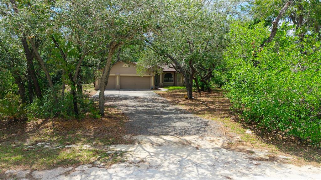 7121 Bastian Court Weeki Wachee, FL 34613 - Photo 34 of 45